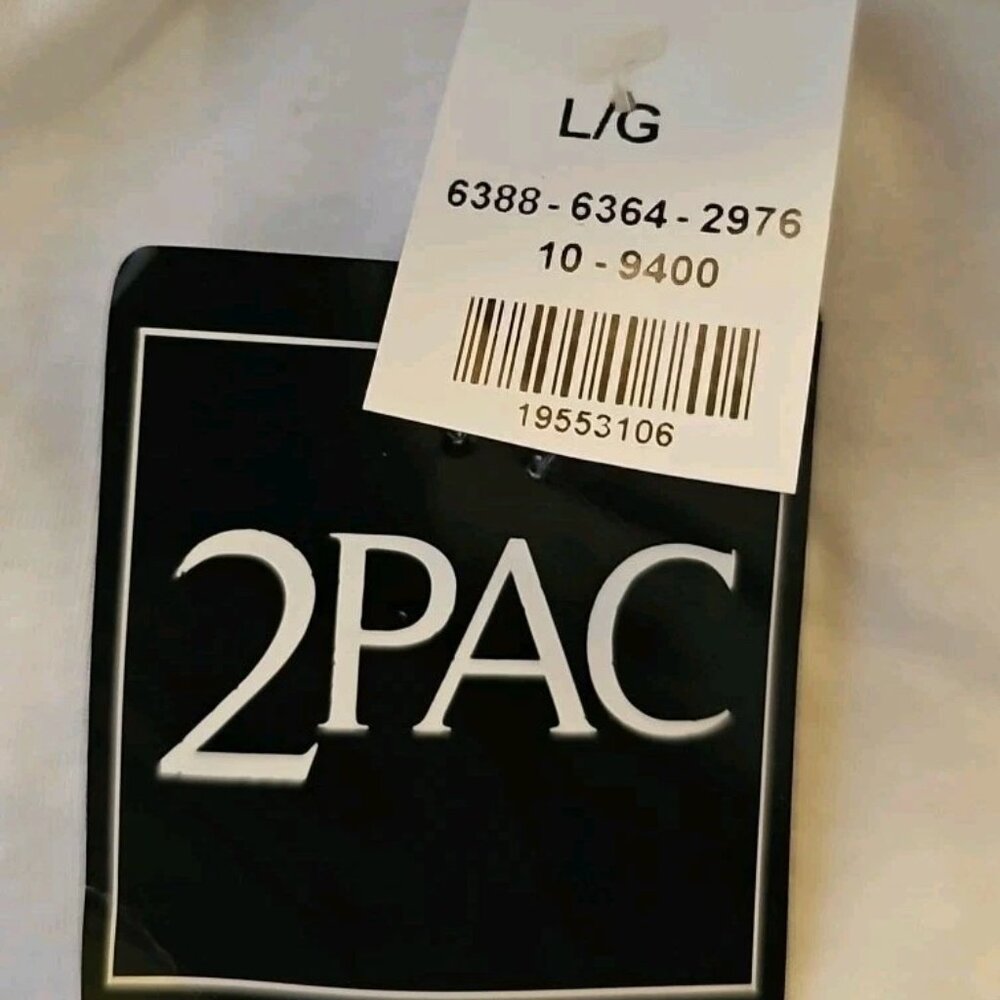 Tupac Me Against The World Double Sided Graphic Shirt 2Pac Brand Size Large Wht - Picture 8 of 10